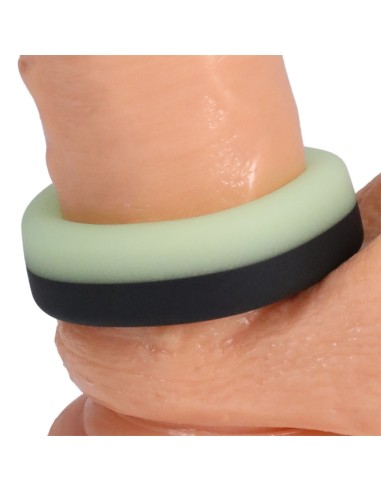 Cockring Phosphorescent The Big O 32 mm Noir-Vert | FetishXplore