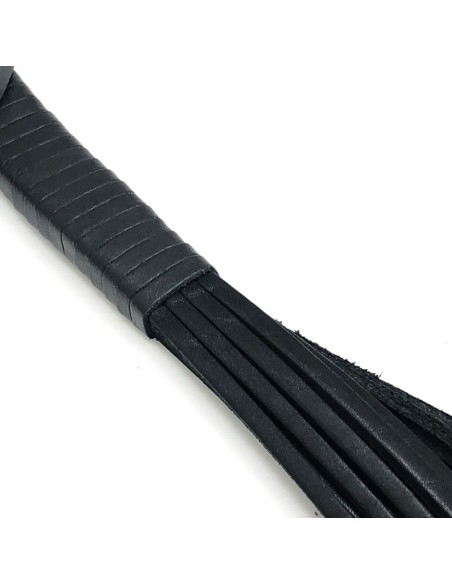 Martinet Brins en Cuir 43cm - The Red | FetishXplore