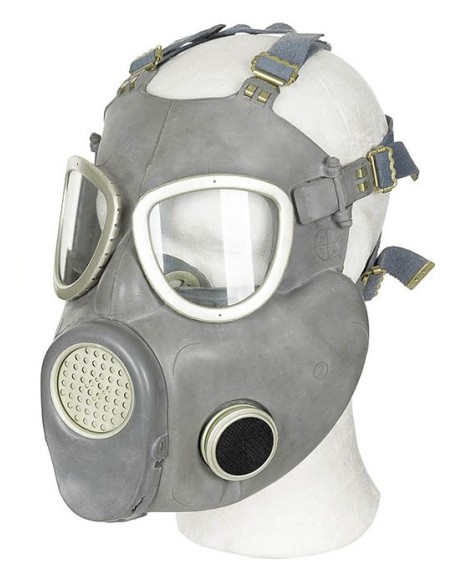 MP4 gas mask with bag